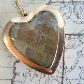 18K GOLD HEART locket dated 1814