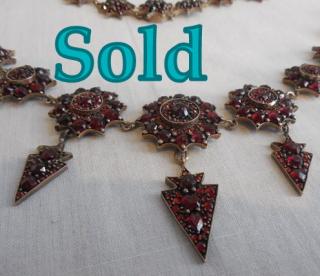 "SUNS, STARS & ARROWS" Bohemian Garnets Antique necklace