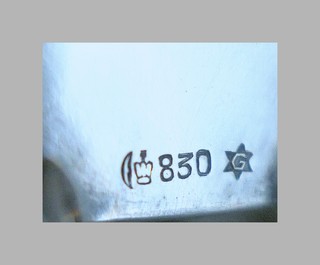Hallmarks : Crescent Moon & Crown for Germany, "830" for silver 830/1000