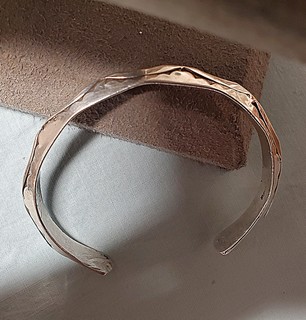 "MOUNTAINS, RAIN & SKY" SOLID & SLEEK MODERN NAVAJO