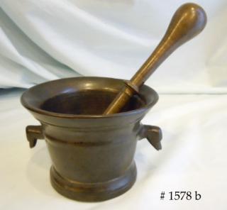 'DOG-HEAD' HANDLES BRONZE MORTAR & PESTLE