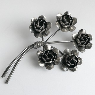 'GREAT BIG BOUQUET OF ROSES' 