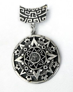 AZTEC 'CALENDAR STONE' / 'SUN STONE'  BROOCH