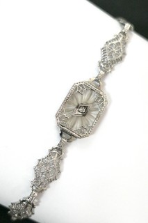 FROSTED 'CAMPHOR' GLASS & PIERCED LINKS WHITE GOLD 10K BRACELET