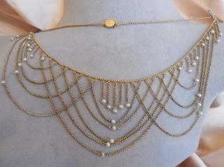 EDWARDIAN GARLANDS 18 K Gold & American Pearls Necklace, circa 1915