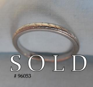 PLATINUM 1920-dated band ring