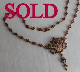 FLORAL CENTER Antique Bohemian Garnets Necklace