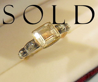 "STUART CRYSTAL" Ring, 18k with four diamonds