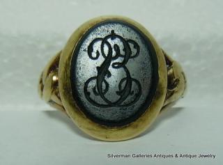 BLOODSTONE CYPHER 'ES' engraved in mirror image GOLD RING circa 1850